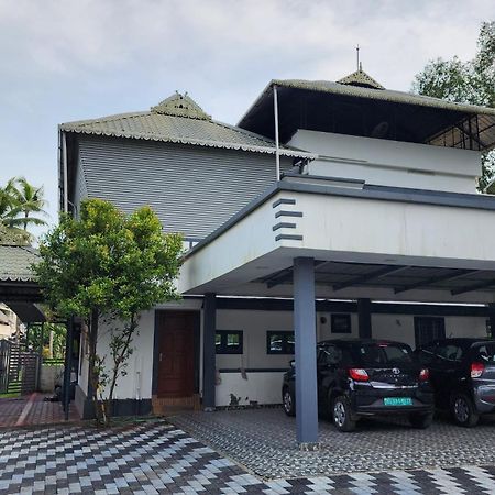 Ebs Guest House Nedumbassery Exterior foto